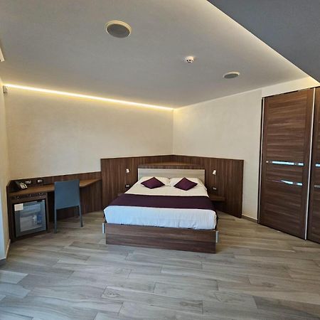 Mito Hotel Châtillon Exteriér fotografie